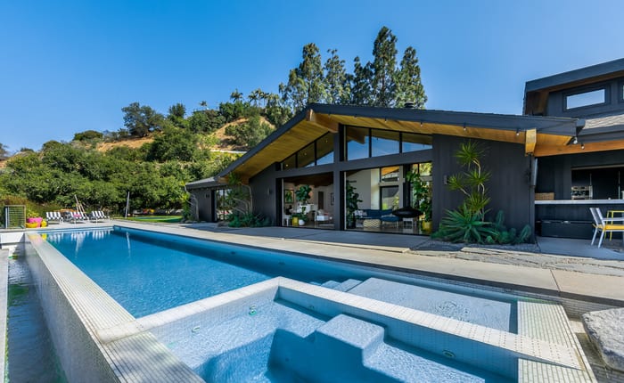 Renovated Studio City Architectural House with pool