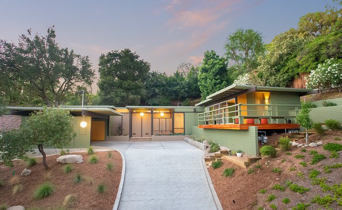 Calvin Straub Mid Century Home in Pasadena. Architectural house