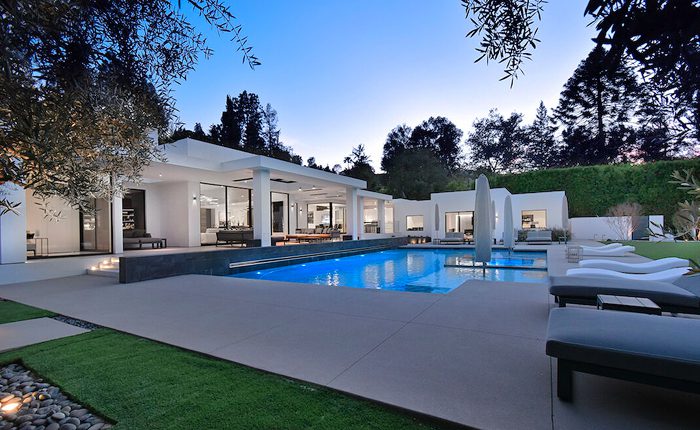 Encino Contemporary Modern Estate pool view
