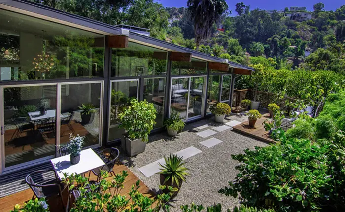 Back yard of the Outpost Estates Mid Century Home by architect Richard Kearney