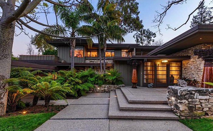 Frank Lloyd Wright Influenced Brentwood Park Architectural Home