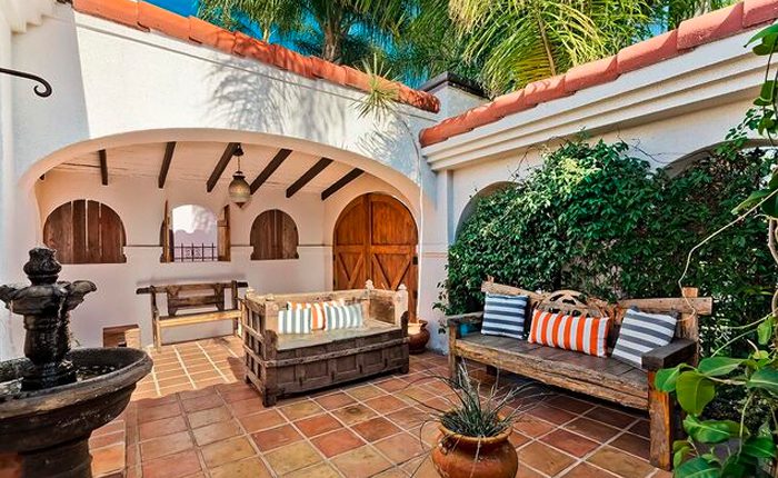 Beverly Grove Spanish Colonial Home outdoor living room