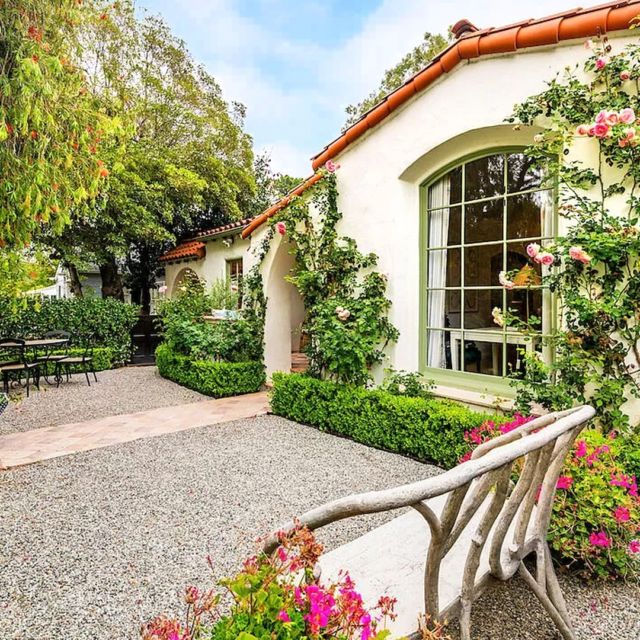 Casa CALIFORNIA! This charming designer-done Spanish home in Brentwood Glen is shelter magazine ready. Stepping through the gates, you're enveloped in a peaceful and private courtyard. Lush greenery and rose blossoms line the path leading you to the front door of this classic beauty. Link in our bio.⁠
.⁠
Contact Beyond Shelter for a private showing of this beautiful Spanish property! ⁠
.⁠
.⁠
.⁠
Listed by Christopher, Justin and Mia Feil⁠
